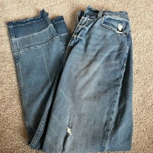 Abercrombie & Fitch Light Wash Ultra-High Rise Ankle Straight Jeans